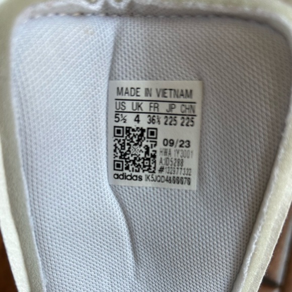 Custom Love Shack Fancy inspired Adidas - Picture 5 of 7